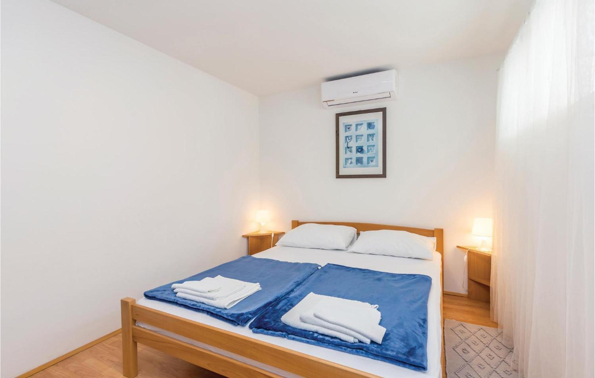 Gorgeous Apartment In Krk With Wifi بونات المظهر الخارجي الصورة