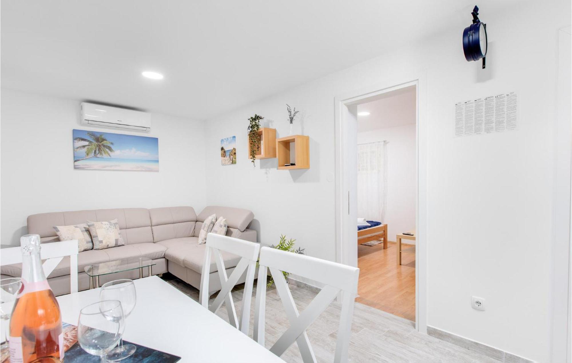 Gorgeous Apartment In Krk With Wifi بونات المظهر الخارجي الصورة
